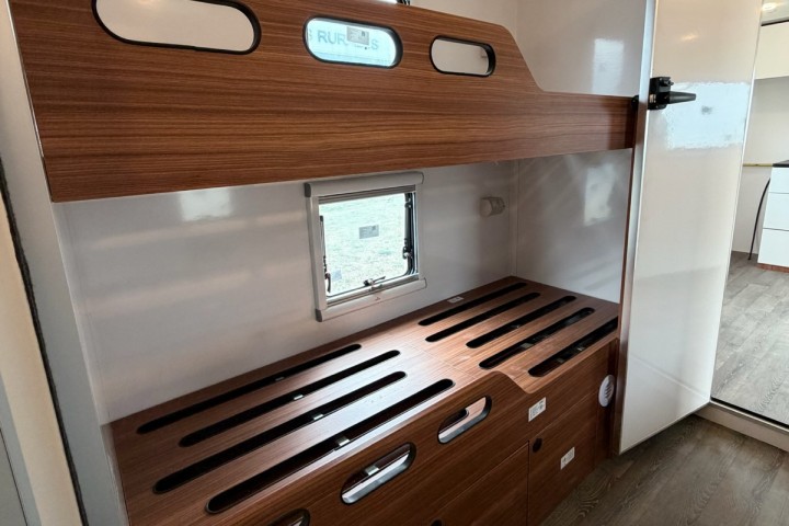 Casilla Premium Rogriv - Interior